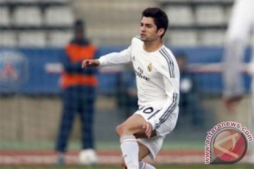 Enzo Zidane dikabarkan akan bergabung dengan klub divisi dua Jerman