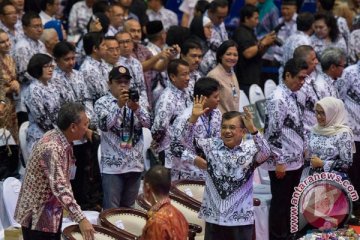 Guru juga harus belajar, kata Wakil Presiden