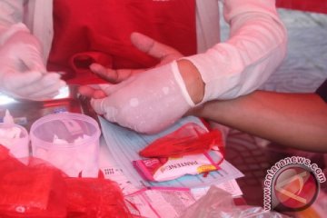 Acara Hari AIDS Dunia AHF Fokus Pada Pengujian dan Pengobatan