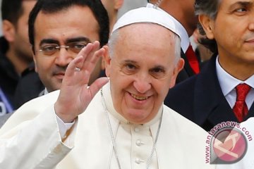 Paus sampaikan salam Natal kepada pengungsi Irak