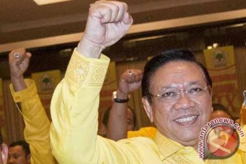 Golkar versi Agung Laksono siapkan 100 pengacara