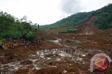 Kagama diminta beri edukasi relokasi korban longsor Banjarnegara