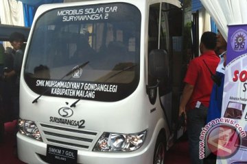 Mikrobus Surya SMK Muhammadiyah tiba di Surabaya
