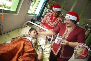 Sebuah universitas Tiongkok larang perayaan Natal