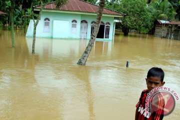 Ratusan rumah di Aceh selatan terendam banjir
