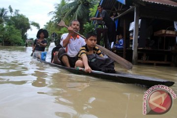 Petugas belum bisa terobos banjir pedalaman Aceh Barat