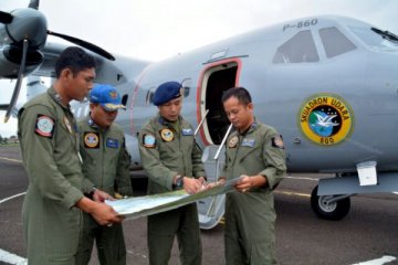 TNI kerahkan lima pesawat cari AirAsia