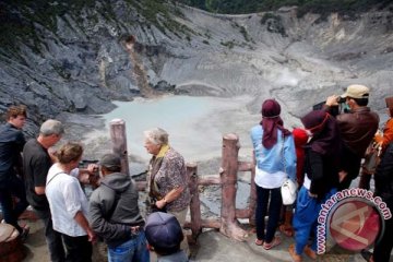 Tiket  Gunung Tangkuban Perahu hingga Rp300 ribu picu keluhan