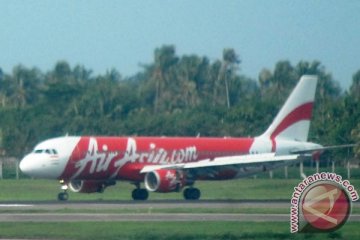Pesawat AirAsia Jakarta-Surabaya mendarat mendadak di Denpasar