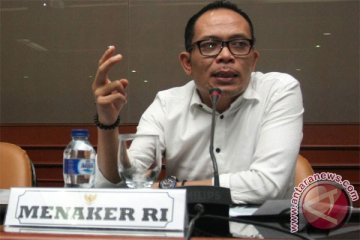 Menaker resmikan Rumah Tenun Ulos Kota Medan