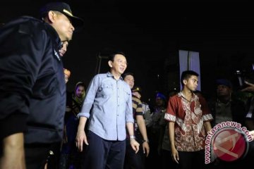 Ahok habiskan malam Tahun Baru di Bundaran HI-Monas