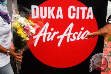 Lokasi resepsi pernikahan dipindah karena posko AirAsia
