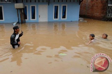 Di Tangerang 15 sekolah diliburkan karena banjir