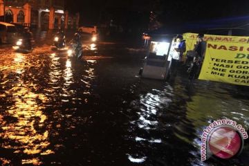 BANJIR MAKASSAR