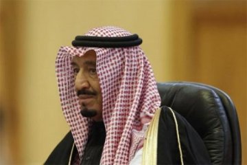 Raja Spanyol bertemu Raja Arab Saudi