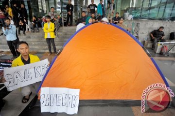 Mahasiswa UI aksi simpatik dirikan tenda di KPK