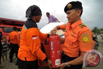 Basarnas Makassar perluas titik pencarian korban AirAsia