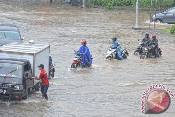 Tiga pos pantau banjir terkategori bencana