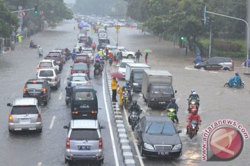 Banjir dan hujan masih kepung Jakarta dan sekitarnya