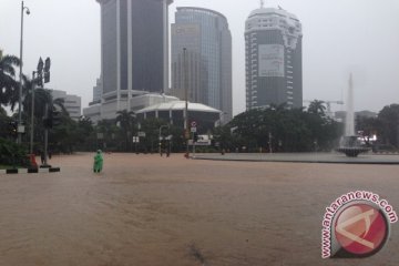 Jakarta Pusat dikepung banjir