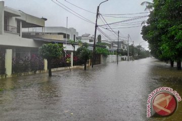 Kampung Pulo Jakarta banjir