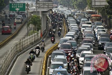 Penjualan motor Honda turun