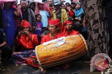 PENCARIAN KORBAN PERAHU TENGGELAM