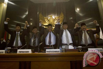 Paripurna DPRD DKI sepakati penggunaan hak angket