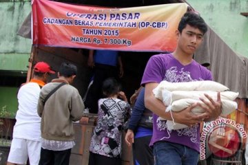 Bulog tak salurkan raskin ke daerah penunggak