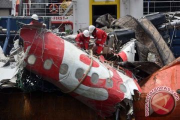 14 tahun, pemakai jasa penerbangan Indonesia AirAsia tembus 300 juta