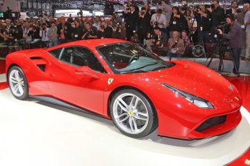 Ferrari perkenalkan 488 GTB