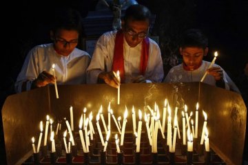 Satu wakil rakyat di India didakwa perkosa remaja