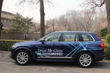 Volvo unjuk kemampuan mobil tanpa pengemudi di Beijing