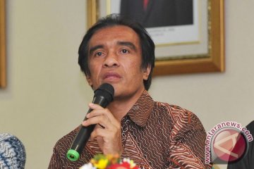 Gubernur DKI Jakarta harus patuhi putusan PTUN