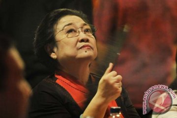 Megawati: tak mau disebut petugas partai silakan keluar