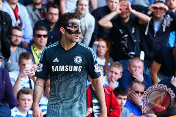 Gol telat Fabregas menangkan Chelsea atas QPR