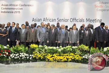 Kembangkan Kemitraan Asia Afrika