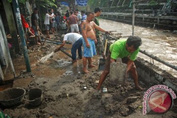 Warga Yogyakarta diminta waspadai luapan sungai