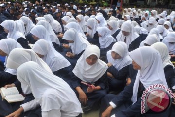 Pengajian Jelang UN