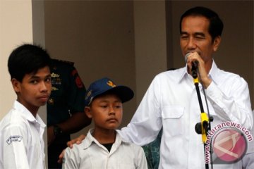 Presiden bagikan Kartu Indonesia Pintar di Kabupaten Manokwari
