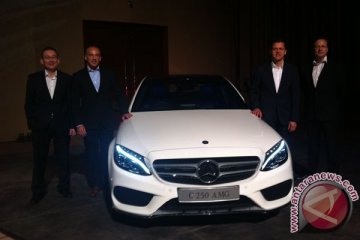 Mercedes-Benz perkenalkan generasi keempat C-Class