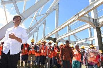 Presiden Jokowi letakkan batu pertama Jembatan Hamadi-Holtekam