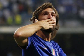 Jelang final Liga Champions, Pirlo sanjung Messi