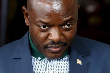 Coret foto presiden, 300 siswa Burundi diskors