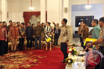 Presiden Jokowi terima pengurus ASIRI dan persatuan artis