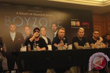 Boyzone terharu lihat loyalitas penggemar Indonesia