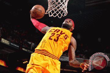 Final NBA - James dan Irving membuat Cavaliers perpanjang nafas