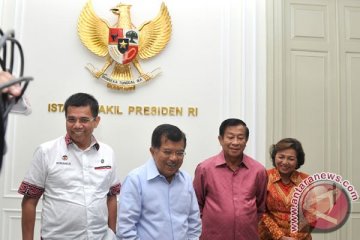 Wapres minta Menpora revisi SK terkait PSSI