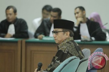 Saksi akui jadi jadi pengumpul komisi untuk kementerian ESDM