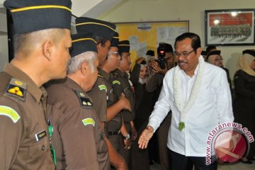 Jaksa Agung tegaskan sanksi pegawai kejaksaan nakal